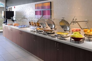 Desayuno continental incluido todos los días