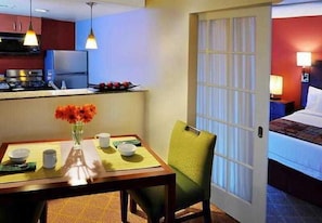 View from property - Sonesta ES Suites Dallas Central Expressway (Dallas)