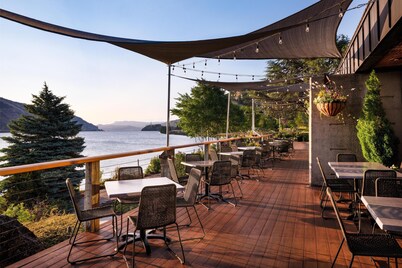 Best Western Plus Hood River Inn