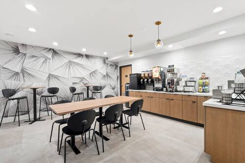 Free continental breakfast