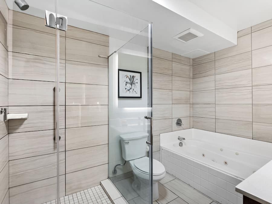 Standard Double Room, 2 Katil Ratu (Queen) | Bilik Mandi | Gabungan pancuran/tab mandi, kelengkapan dandanan diri percuma