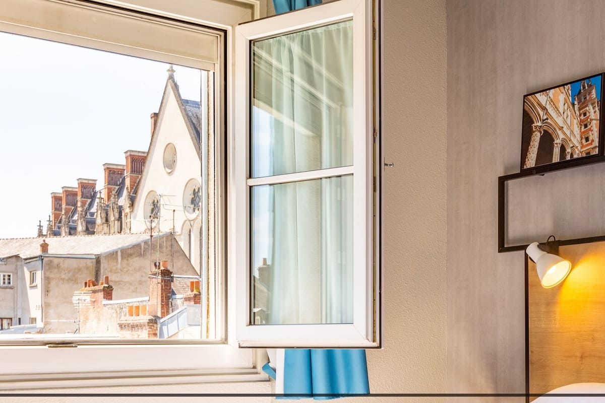 Double Room, 1 Double Bed (New Design)