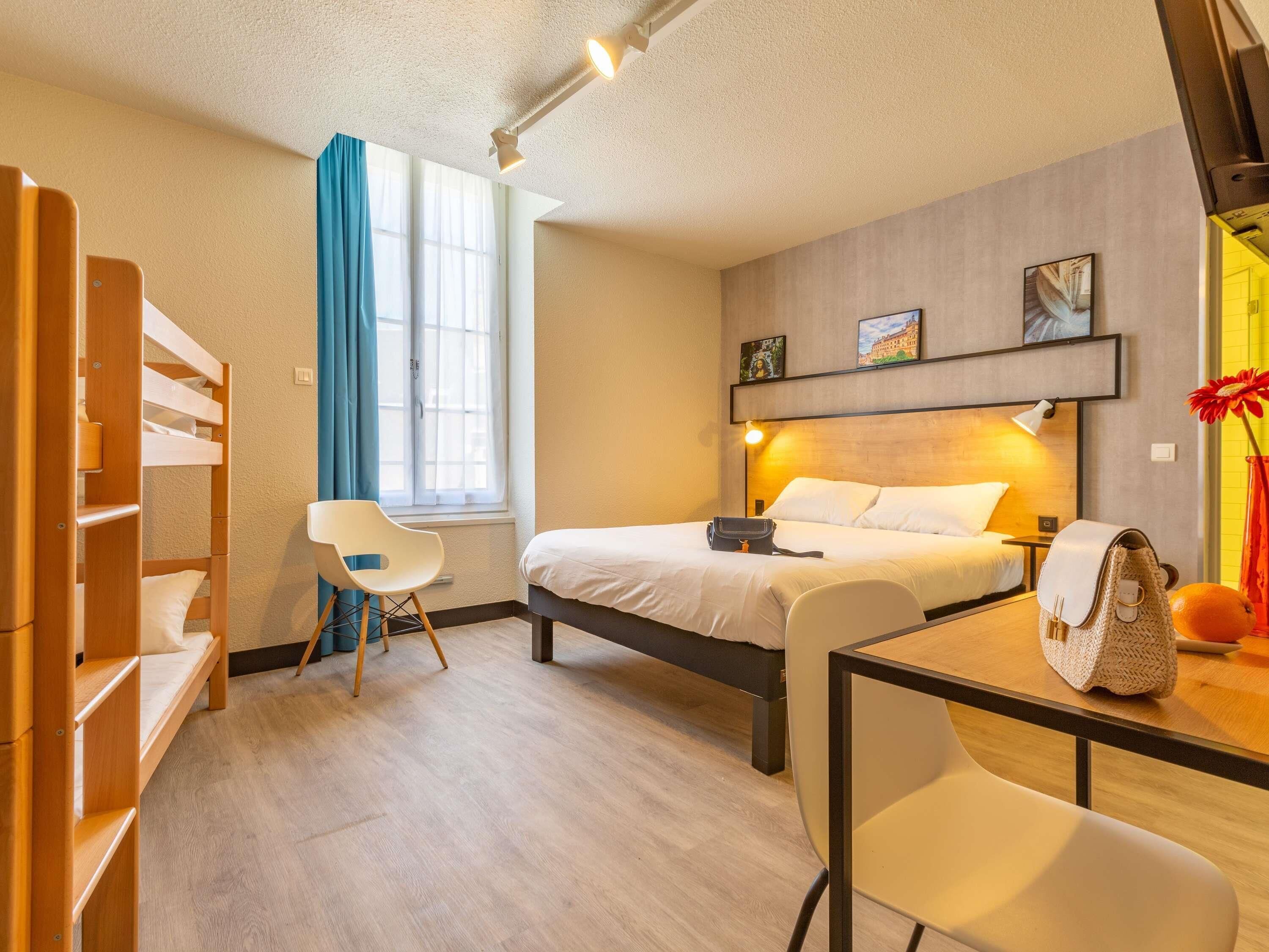 Desk, soundproofing, iron/ironing board, free cots/infant beds