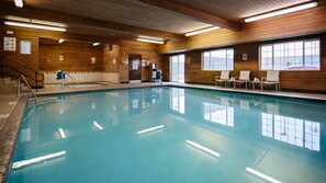 Indoor pool, pool loungers