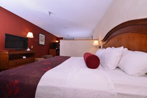 Junior Suite, 1 King Bed, Non Smoking, Refrigerator & Microwave