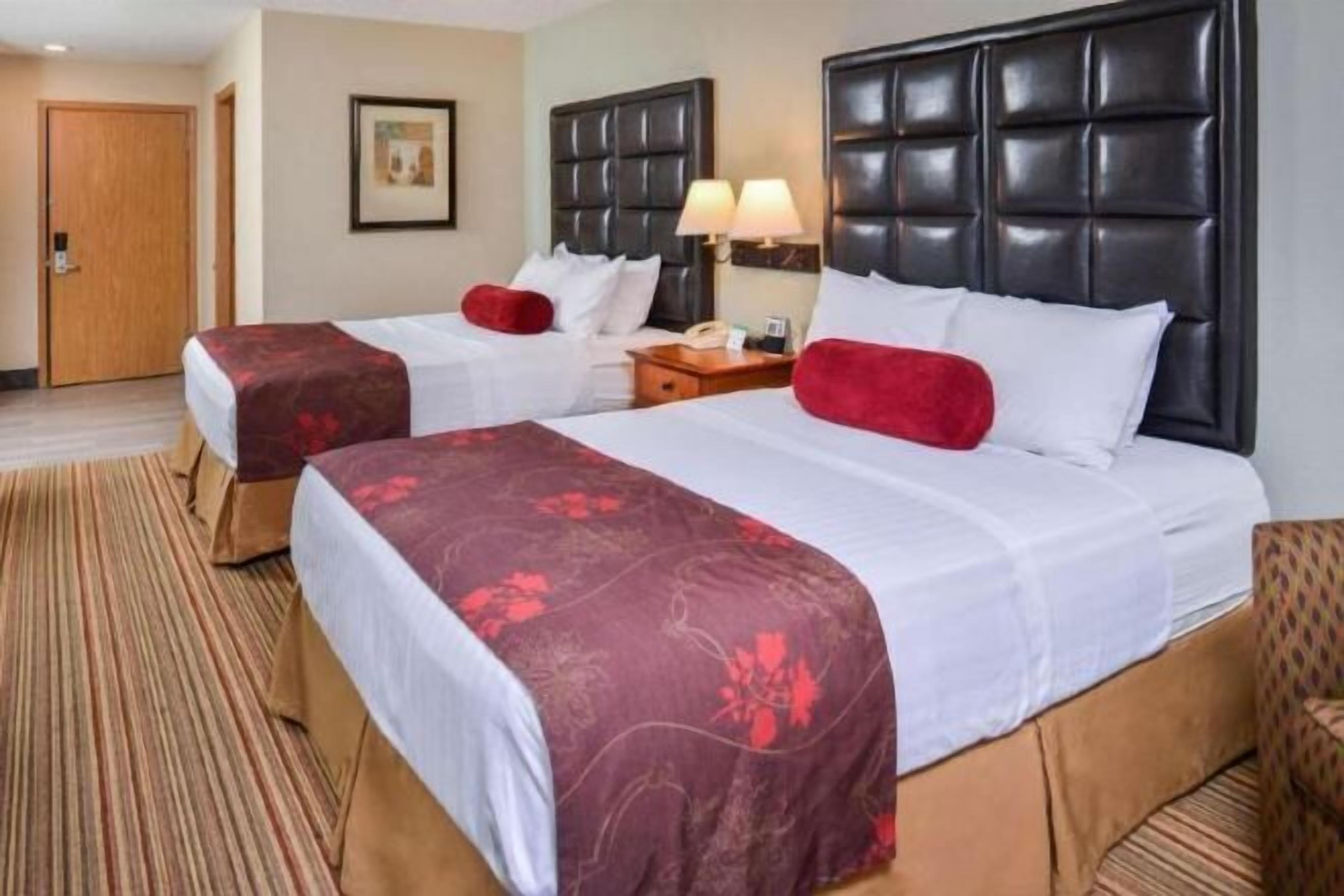 Premium bedding, in-room safe, blackout curtains, iron/ironing board