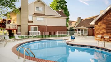 Seasonal outdoor pool
