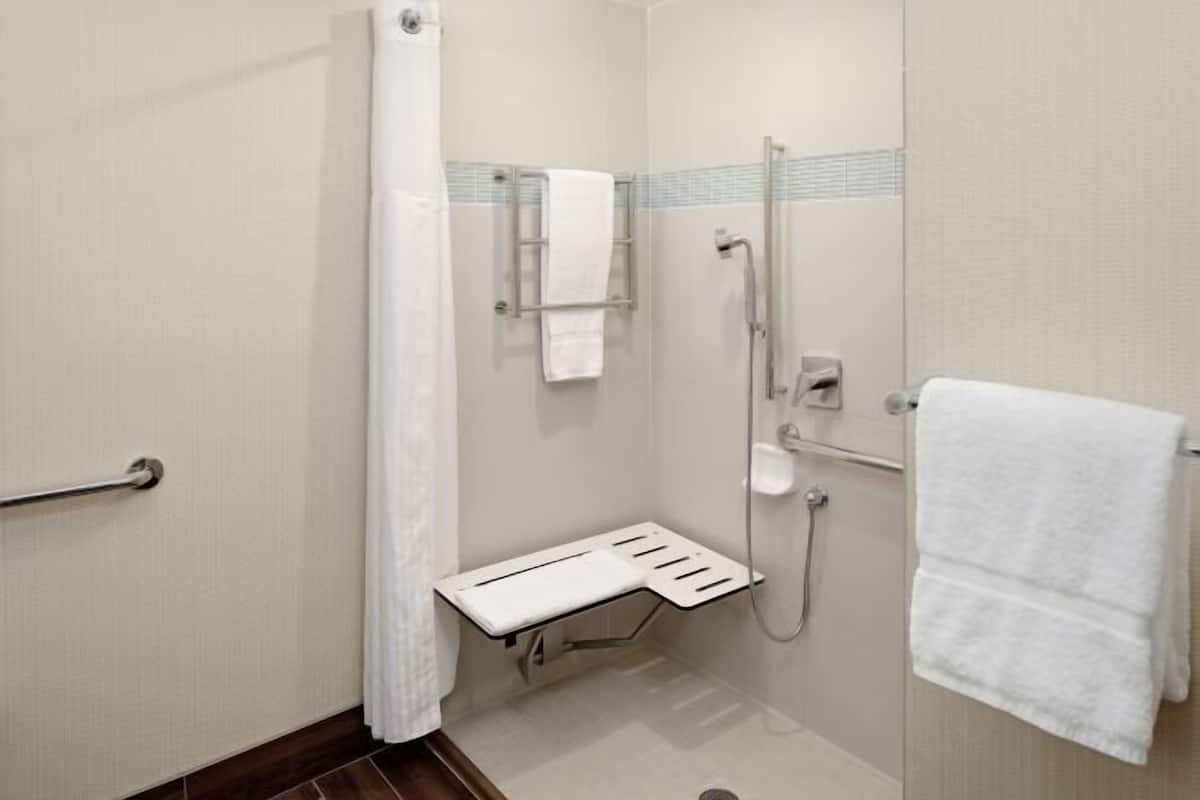 Bathroom | Eco-friendly toiletries, hair dryer, towels, soap