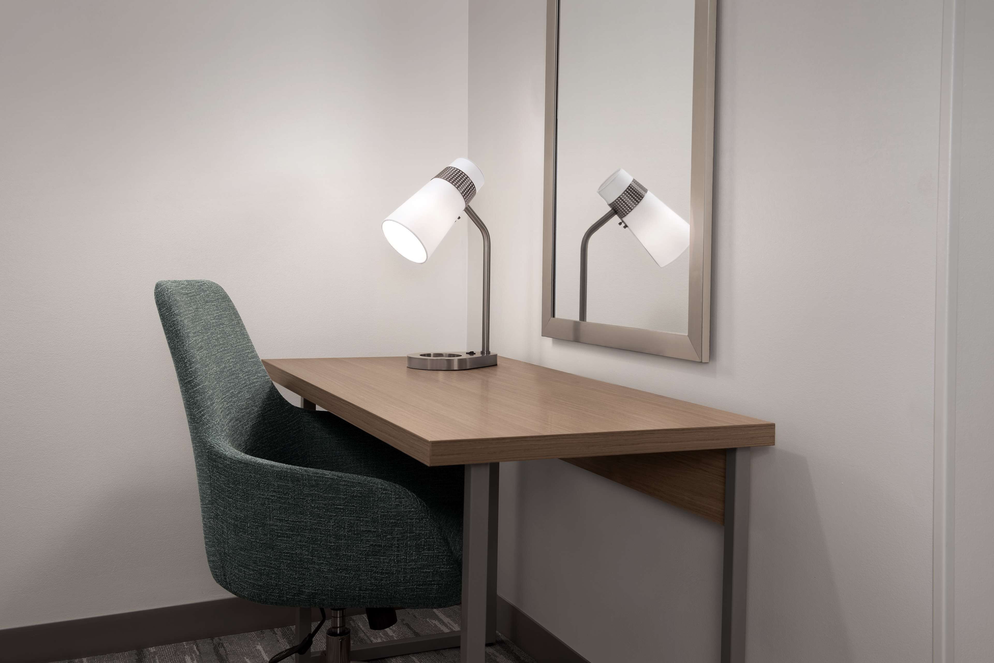 1 bedroom, premium bedding, in-room safe, desk