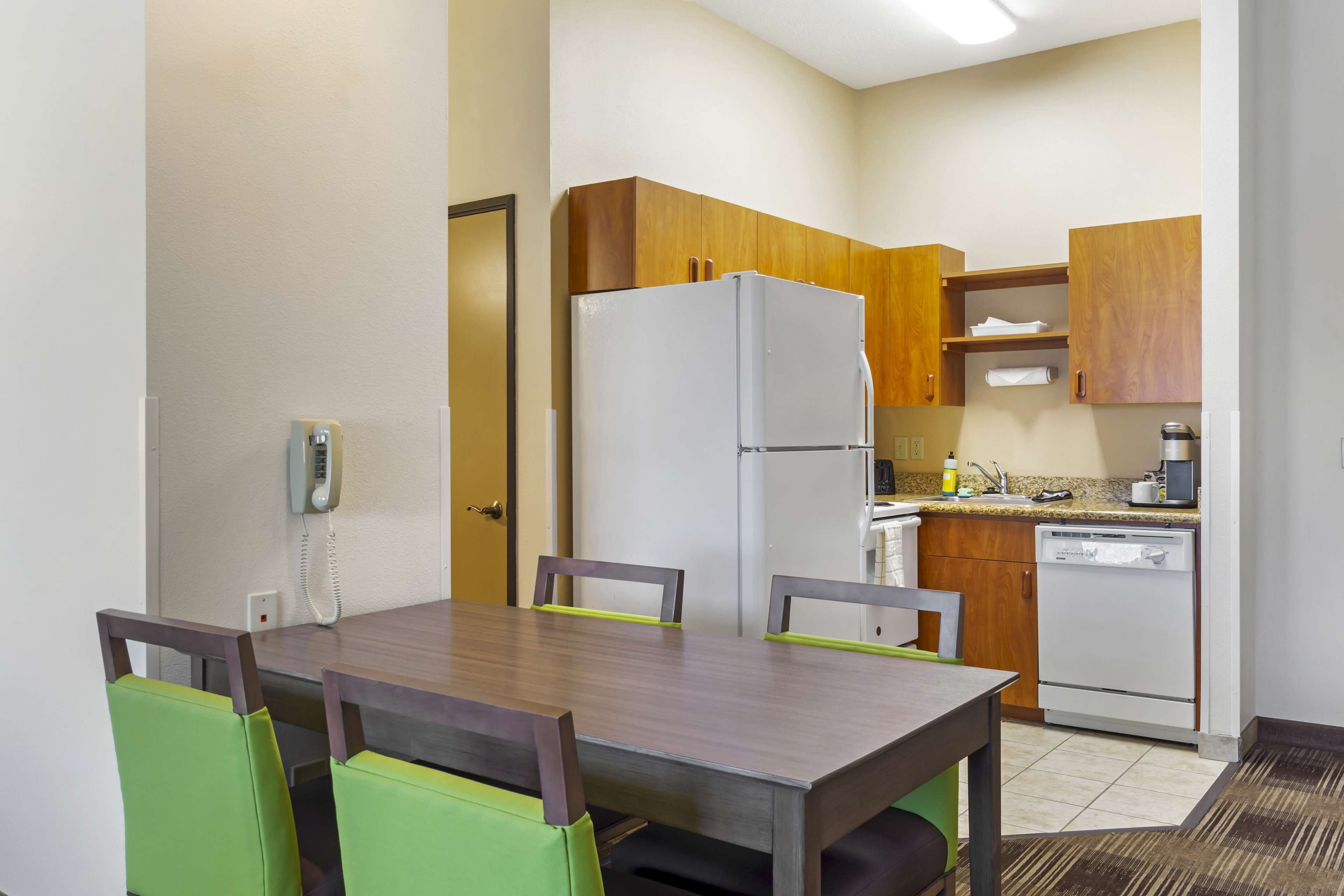 1 bedroom, premium bedding, individually furnished, desk