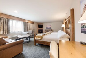 Standardzimmer, 2 Queen-Betten, Nichtraucher, Kamin (Larger Room) | Pillowtop-Betten, Verdunkelungsvorhänge, Bügeleisen/Bügelbrett