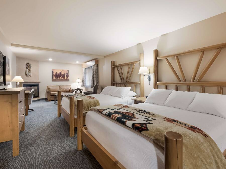 Standard Room, 2 Queen Beds, Non Smoking, Fireplace (Larger Room)