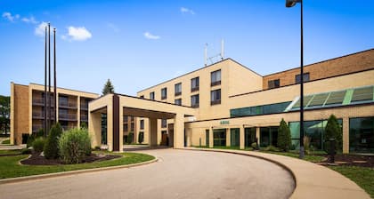 Best Western East Towne Suites