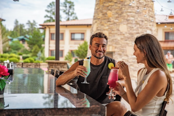 4 restaurants, breakfast, lunch, dinner served; American cuisine