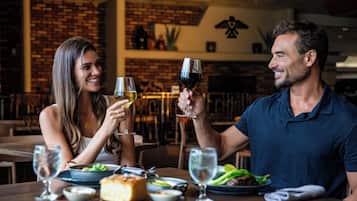 4 restaurants, breakfast, lunch, dinner served; American cuisine