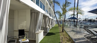 Marina del Rey Hotel