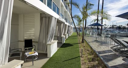 Marina del Rey Hotel