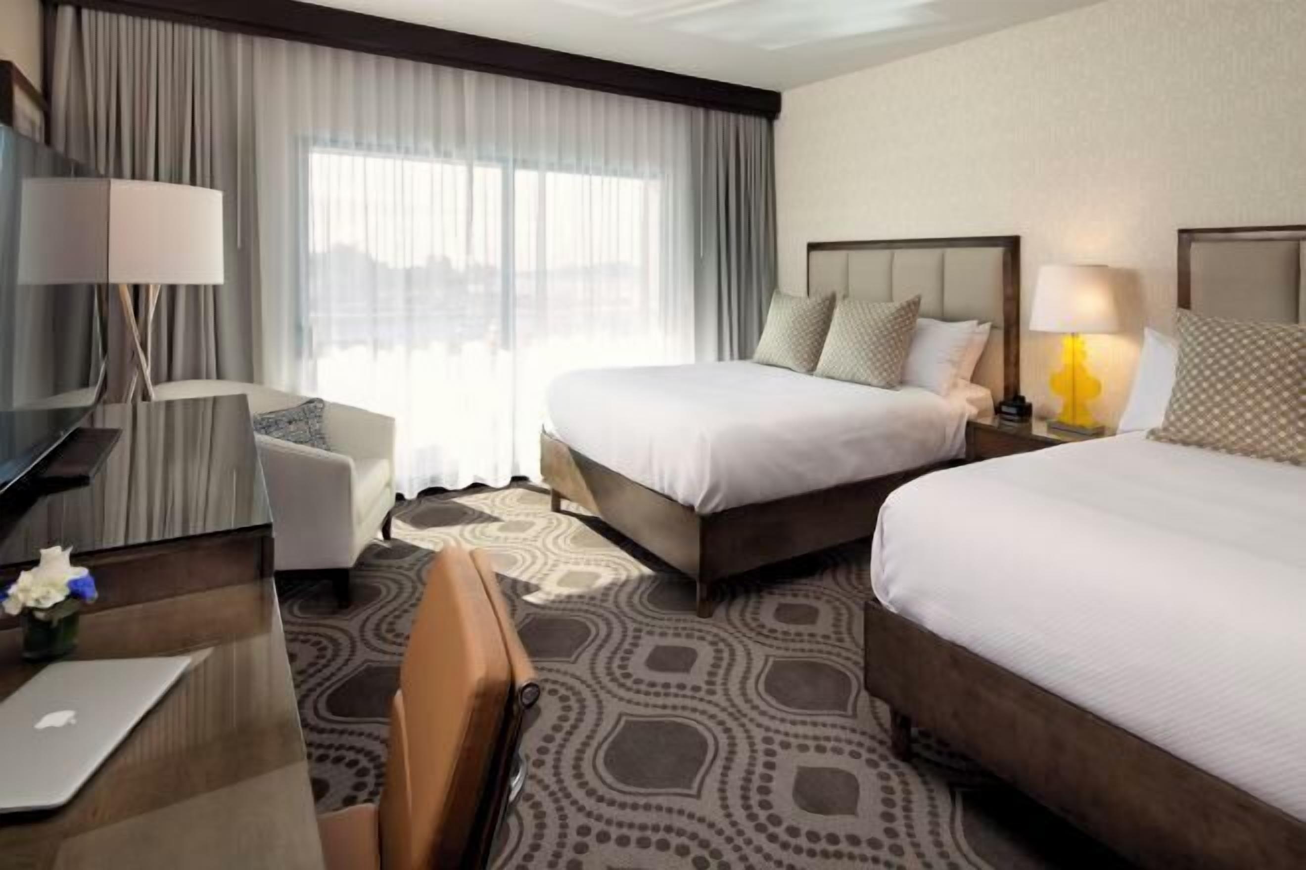 Premium bedding, pillowtop beds, minibar, in-room safe