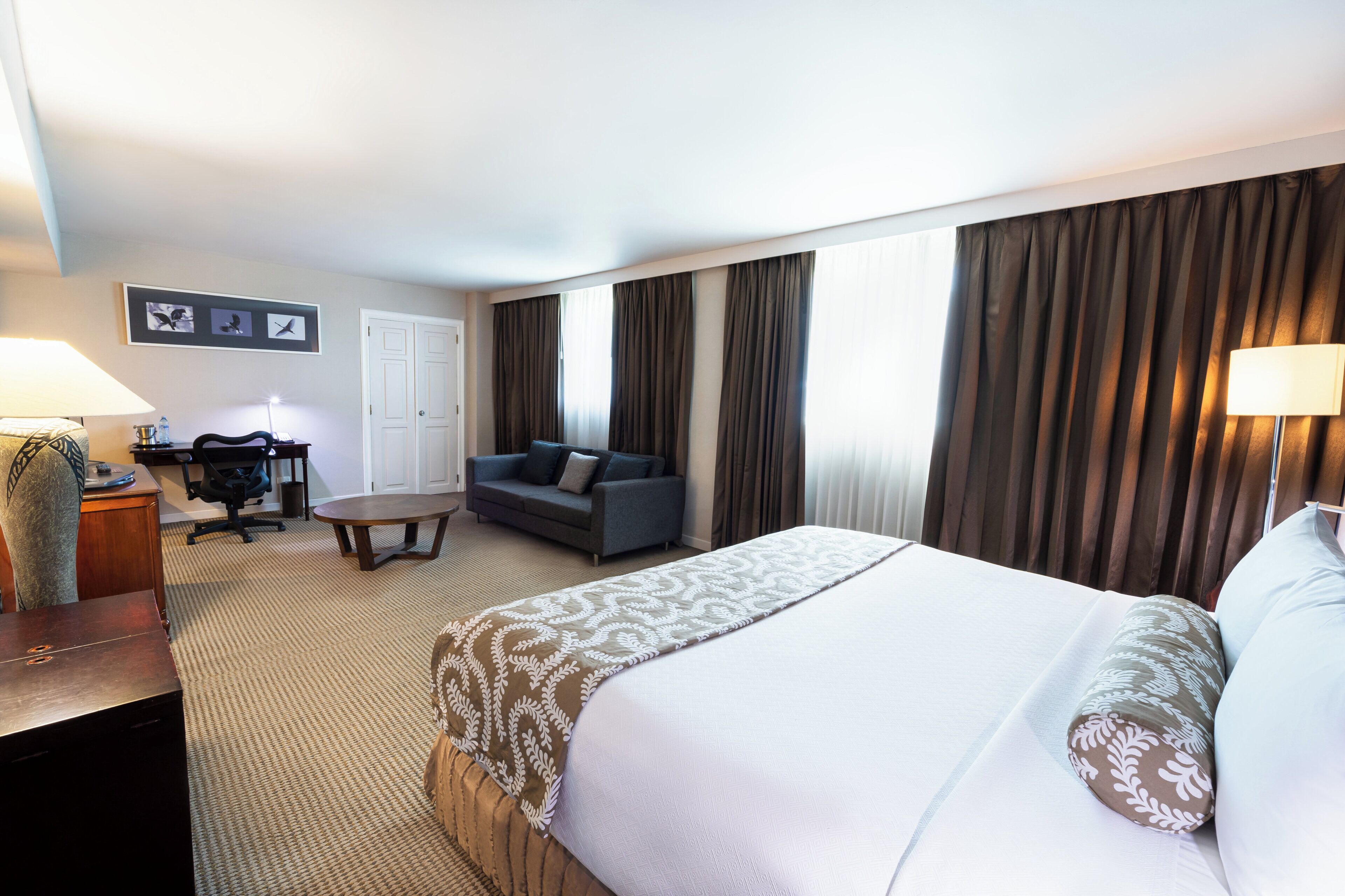 Premium bedding, minibar, in-room safe, desk