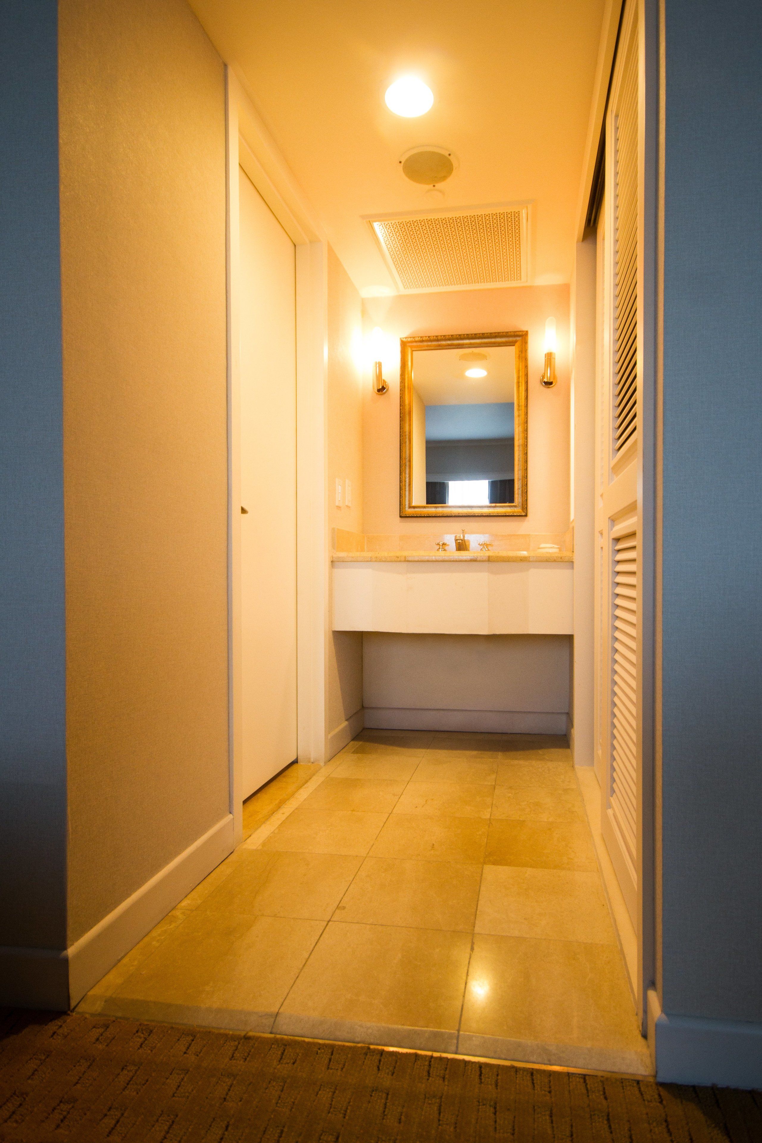 suite, 2 double beds, non smoking | bathroom | shower, eco-friendly toiletries, hair dryer, towels