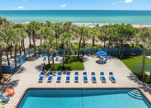 Crystal Beach Suites Miami Oceanfront Hotel