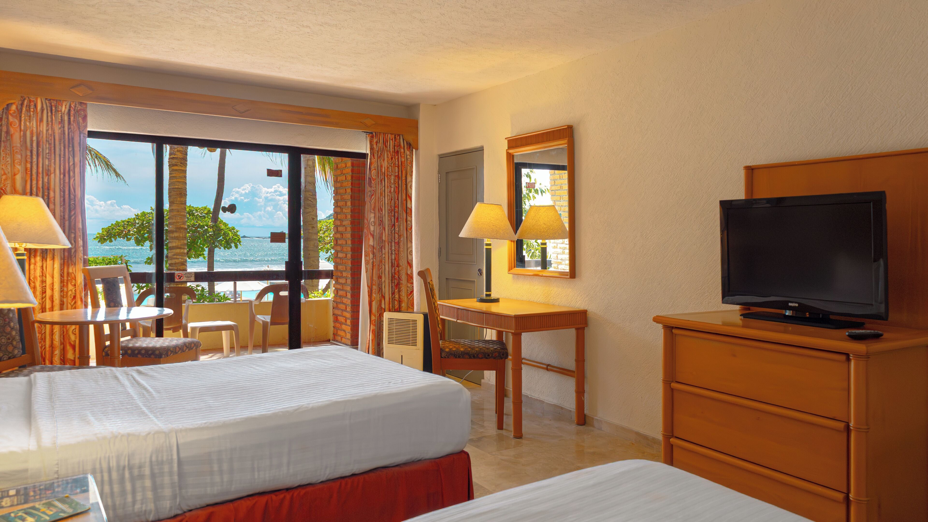 Chambre Standard, 2 lits doubles, vue océan | Vue sur la plage/l’océan