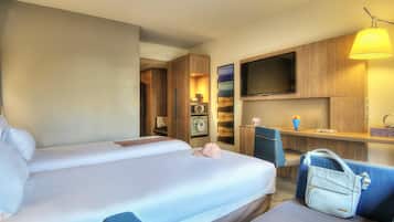 Habitación superior con 2 camas individuales, 2 camas individuales | Ropa de cama de alta calidad y minibar con artículos gratuitos