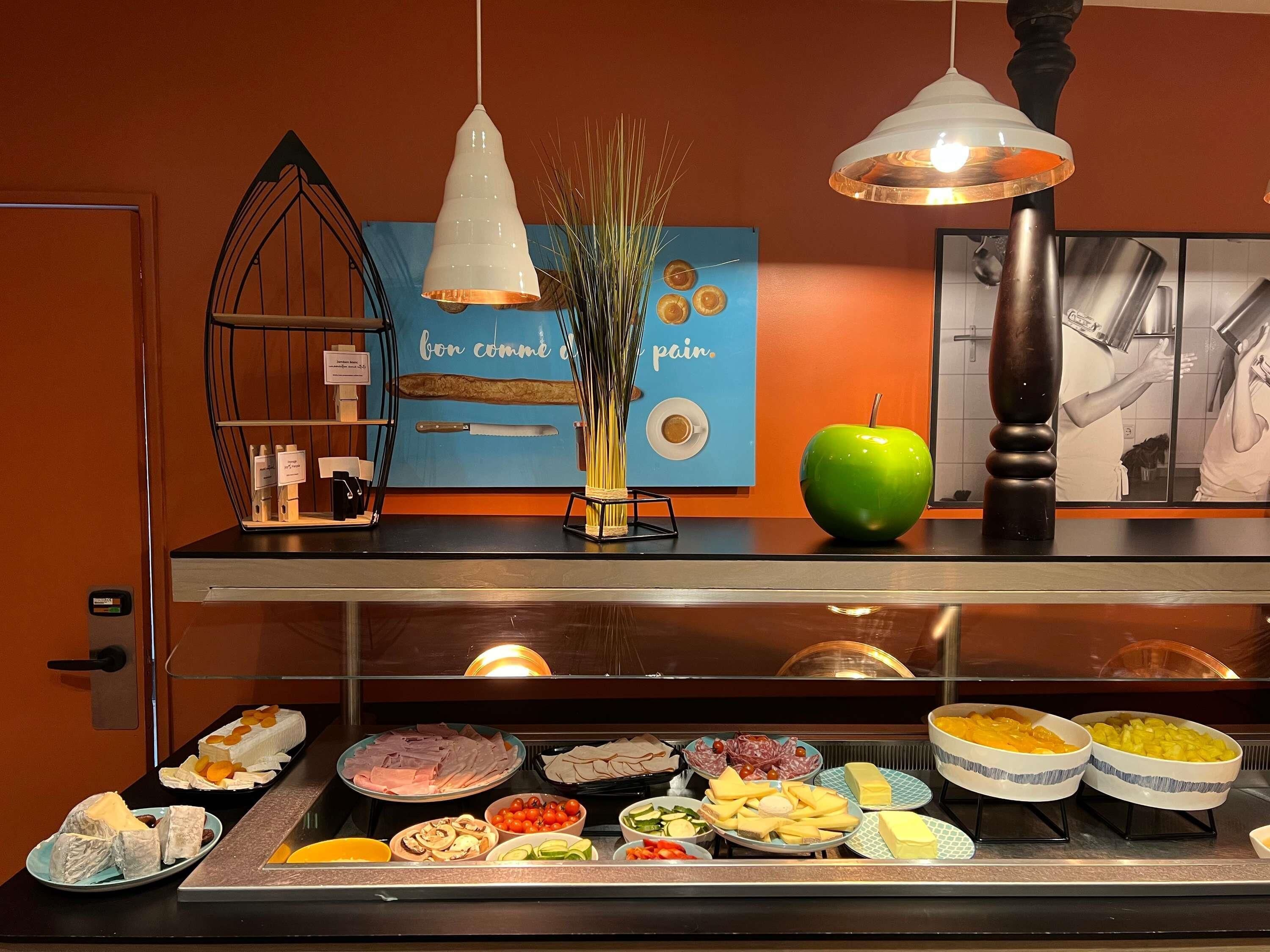 daily buffet breakfast (eur 20.5 per person)