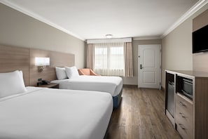 Deluxe-Zimmer, 2 Queen-Betten | Schreibtisch, Verdunkelungsvorhänge, Bügeleisen/Bügelbrett