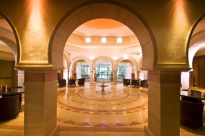 Turkish bath, body treatments, hydrotherapy, facials, reflexology