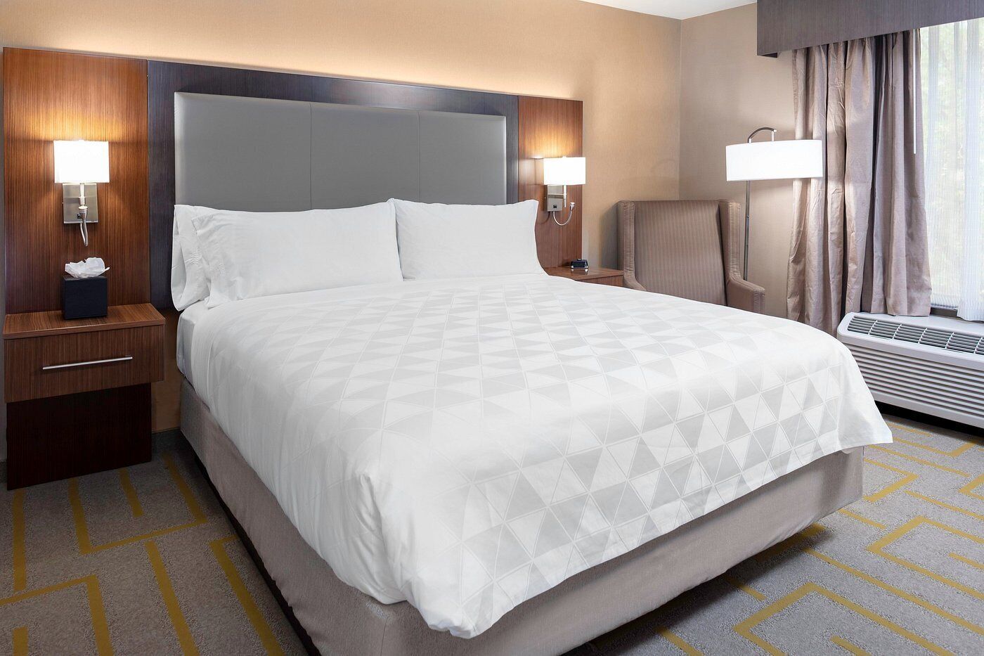 Premium bedding, down duvets, pillow-top beds, desk