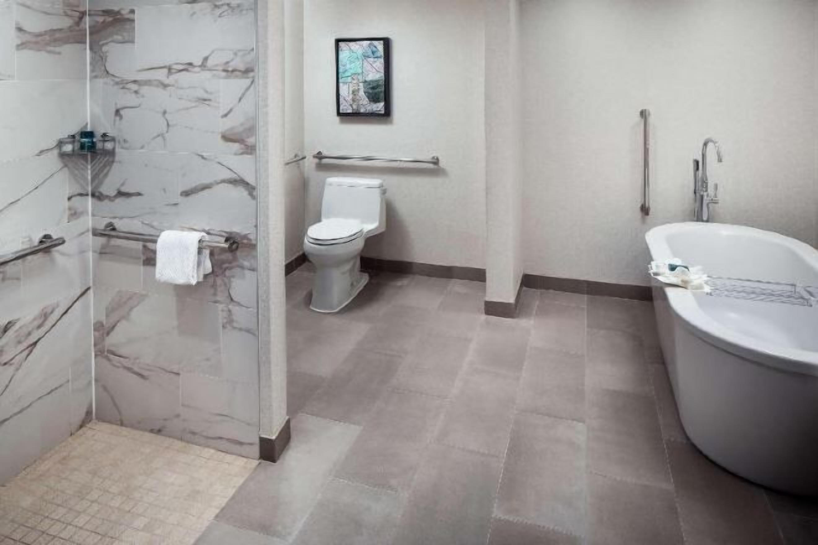 浴室 | 名牌梳洗用品、風筒、提供毛巾