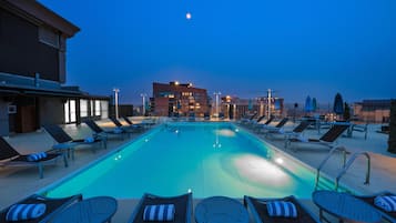 Seasonal outdoor pool, sun loungers