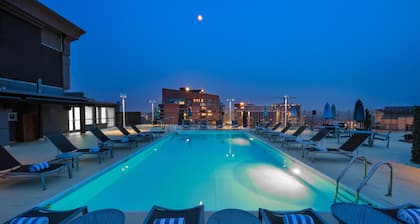 The Bethesdan Hotel, Tapestry Collection by Hilton