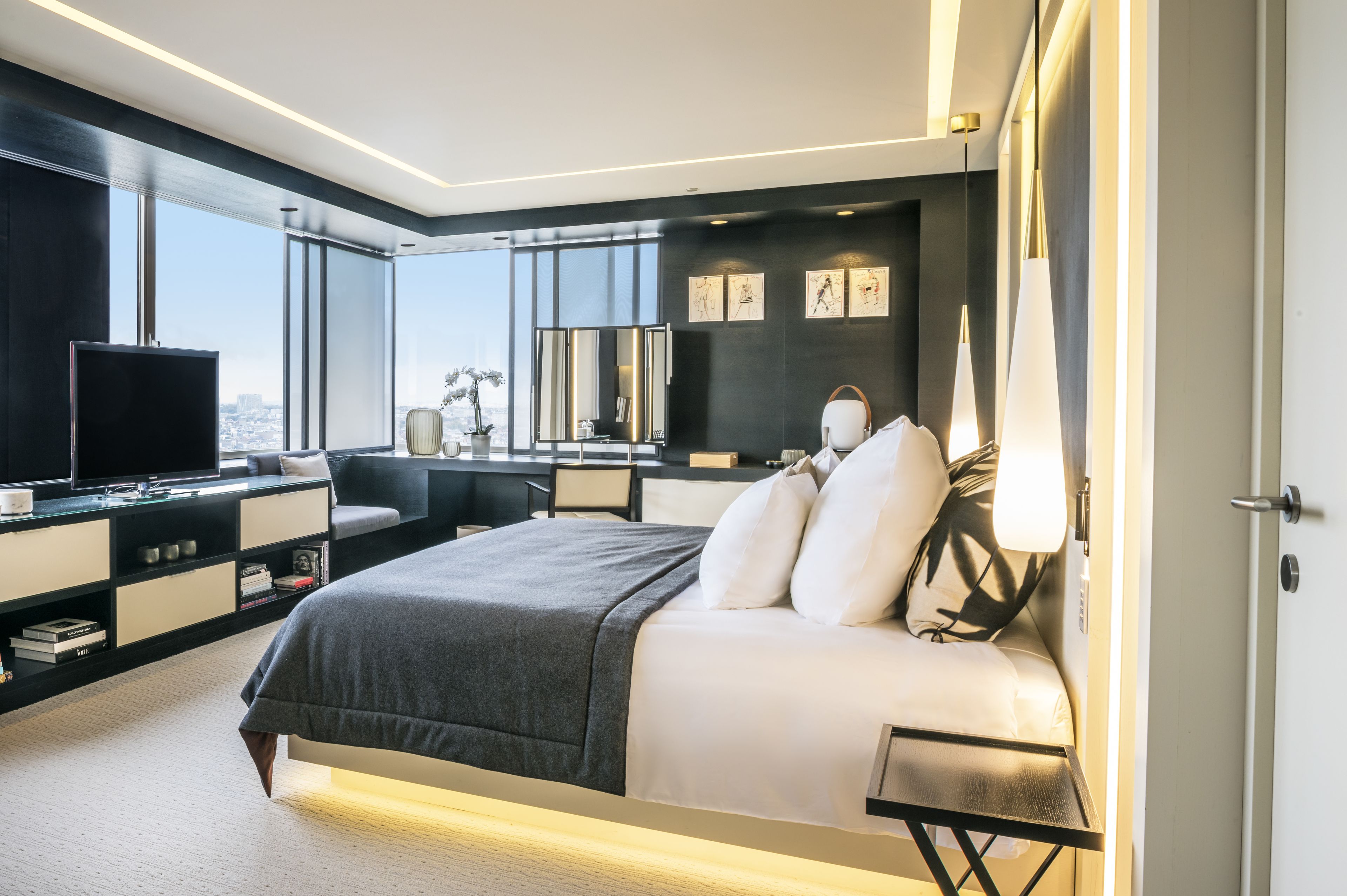 splendour suite (lounge access) | 1 bedroom, egyptian cotton sheets, premium bedding, in-room safe