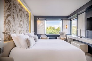 1 bedroom, Egyptian cotton sheets, premium bedding, in-room safe