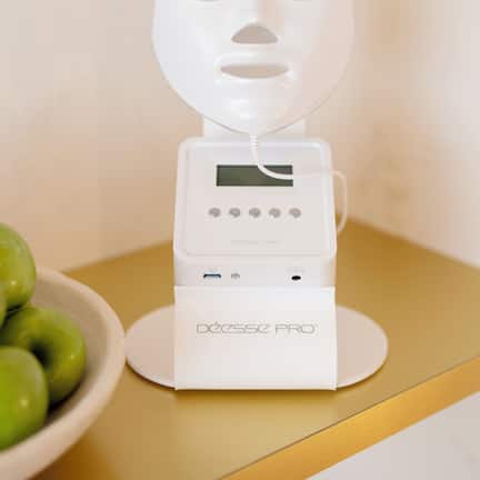 Sauna, steam room, body treatments, hot stone massages