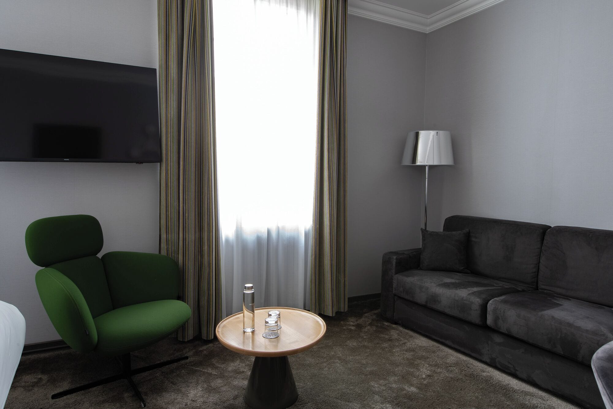 Family Room | Premium bedding, pillowtop beds, minibar, in-room safe