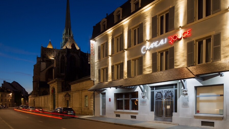 Chapeau Rouge par William Frachot