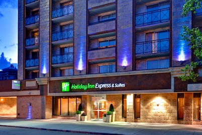 Holiday Inn Express Hotel & Suites Calgary, an IHG Hotel