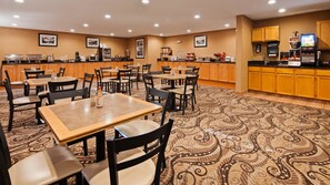 Free daily buffet breakfast 