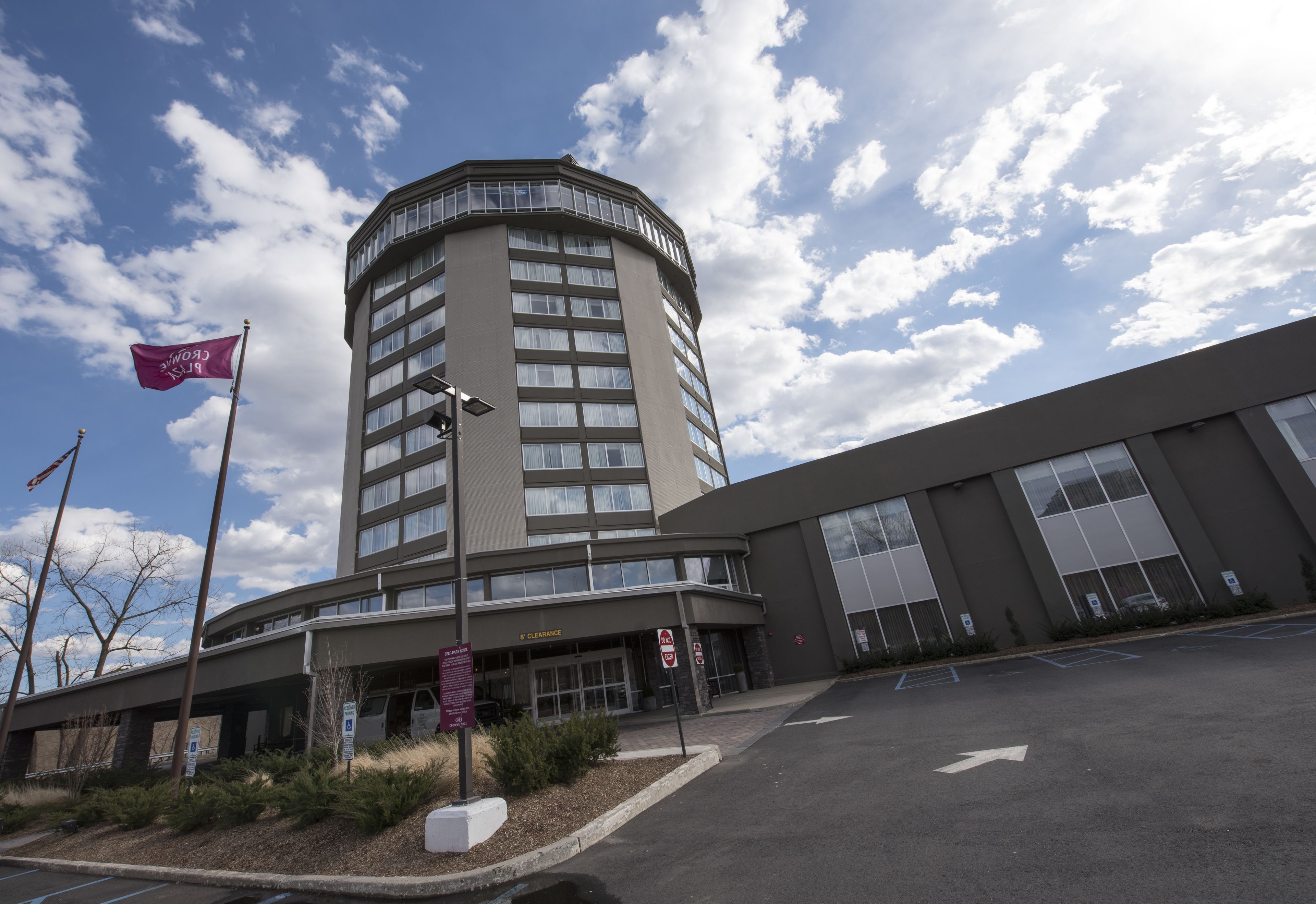 Crowne plaza sale camden nj
