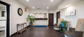 Ramada by Wyndham Effingham