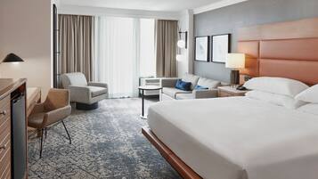 Premium bedding, in-room safe, desk, laptop workspace