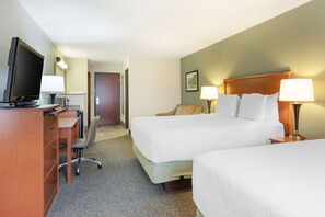 Hypo-allergenic bedding, in-room safe, desk, blackout drapes - Best Western Plus Walla Walla Suites Inn (Walla Walla)
