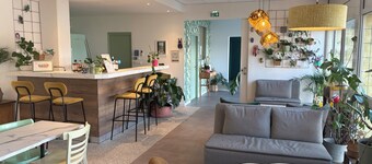 Sweet Home Hotel
