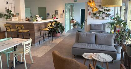 Sweet Home Hotel