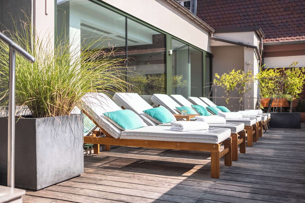 Pavillon Régent Petite France by null