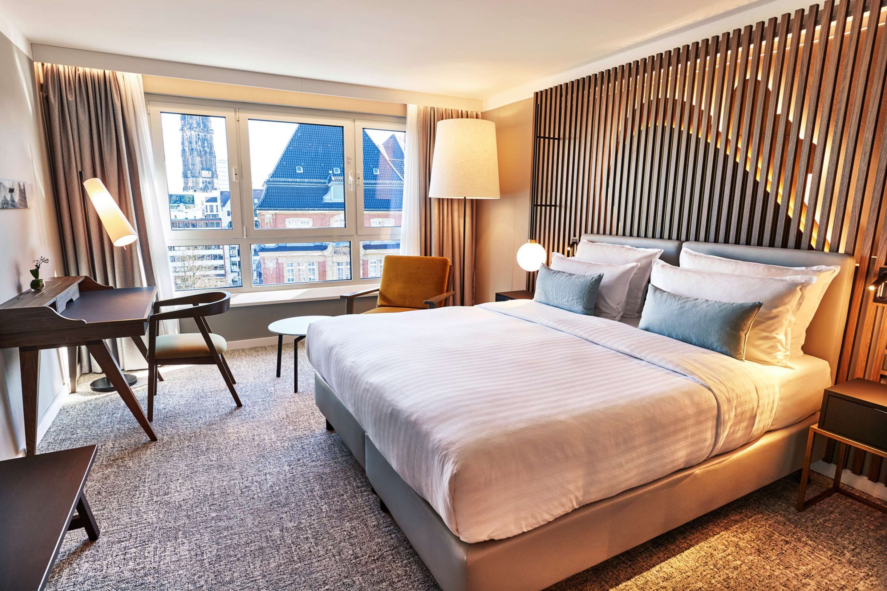 Superior-Zimmer | Allergikerbettwaren, Daunenbettdecken, Pillowtop-Betten, Minibar