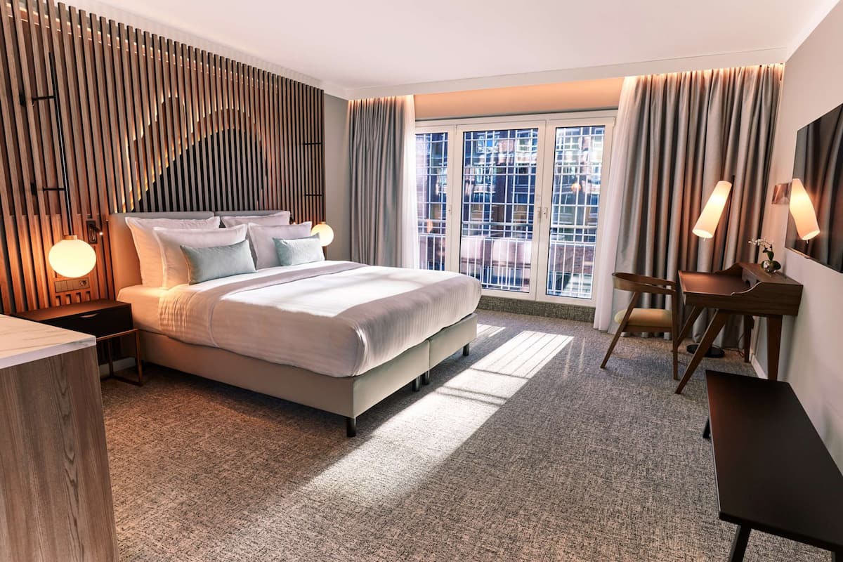 Allergikerbettwaren, Daunenbettdecken, Pillowtop-Betten, Minibar